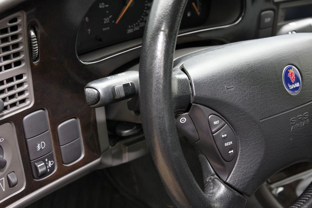 SAAB 9-5