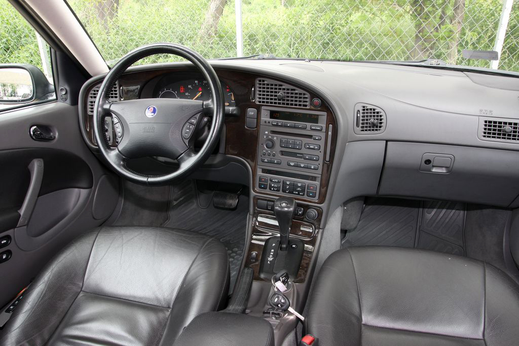 SAAB 9-5