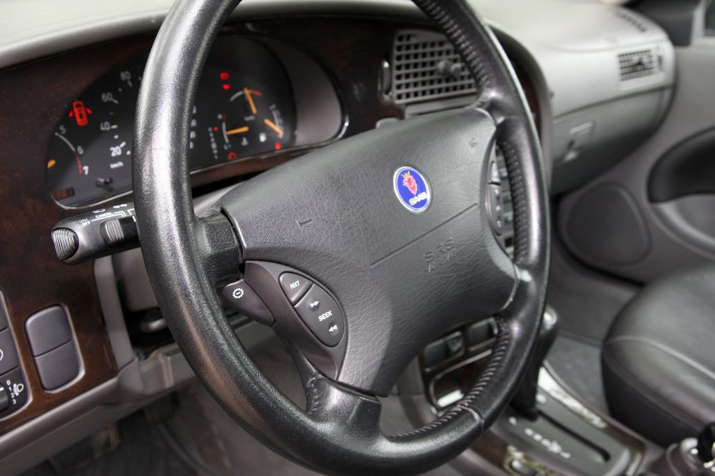SAAB 9-5