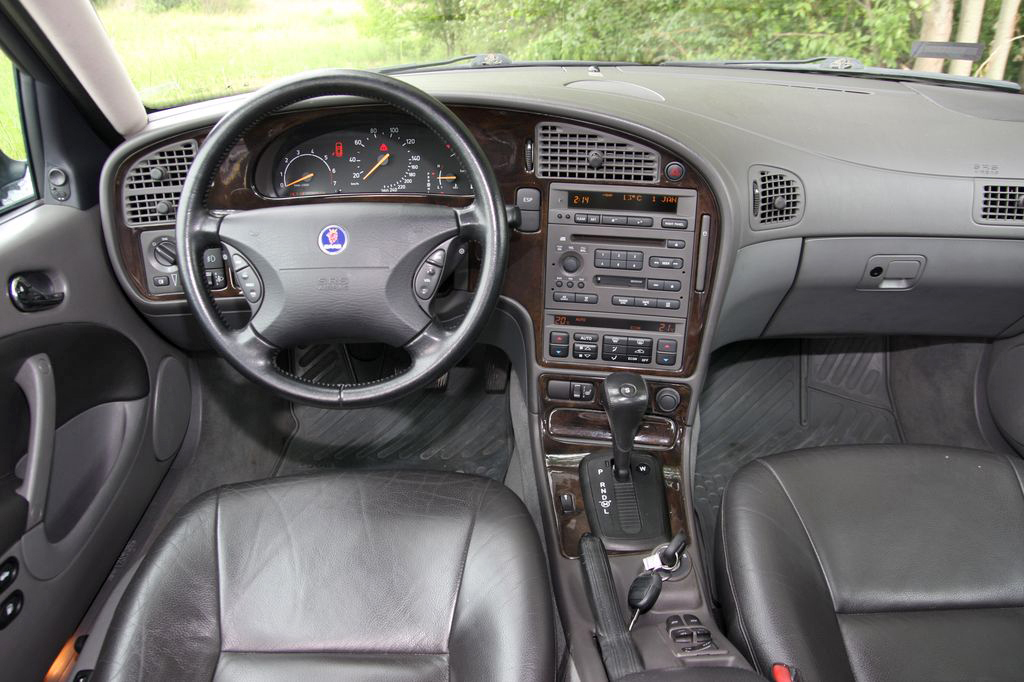 SAAB 9-5