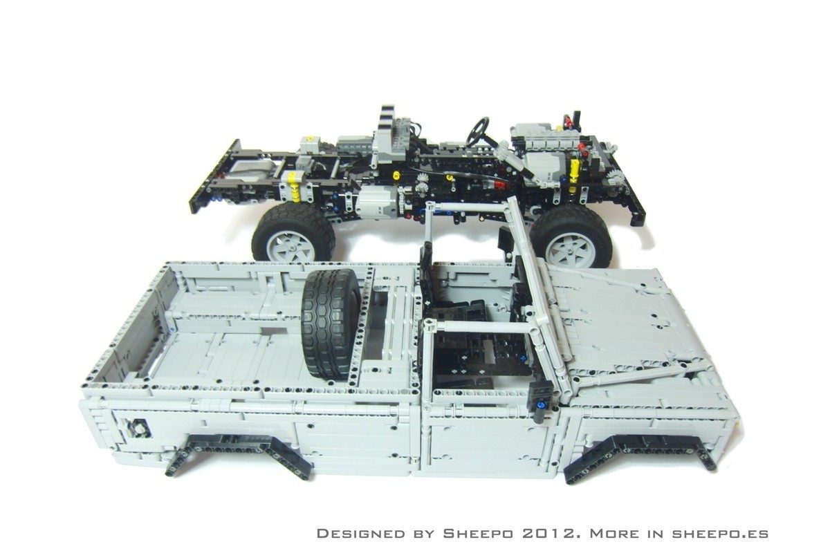 LAND ROVER DEFENDER