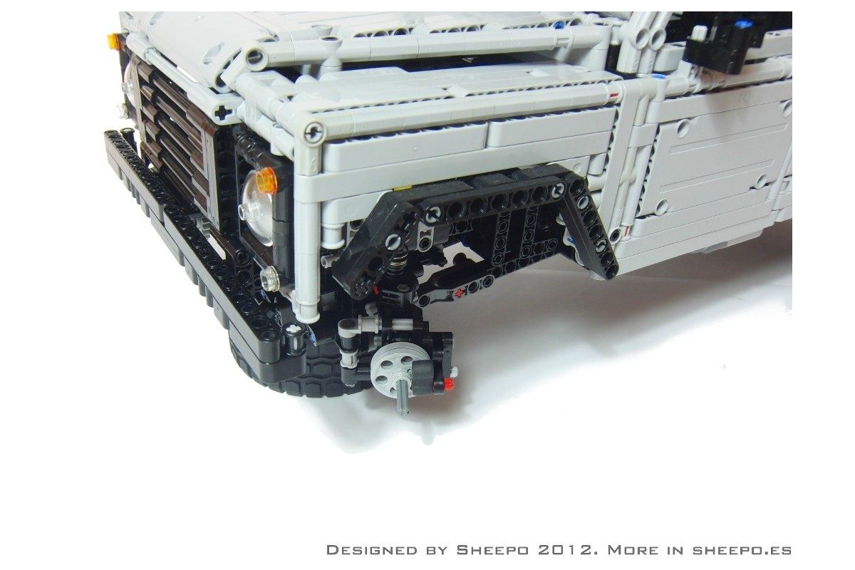 LAND ROVER DEFENDER