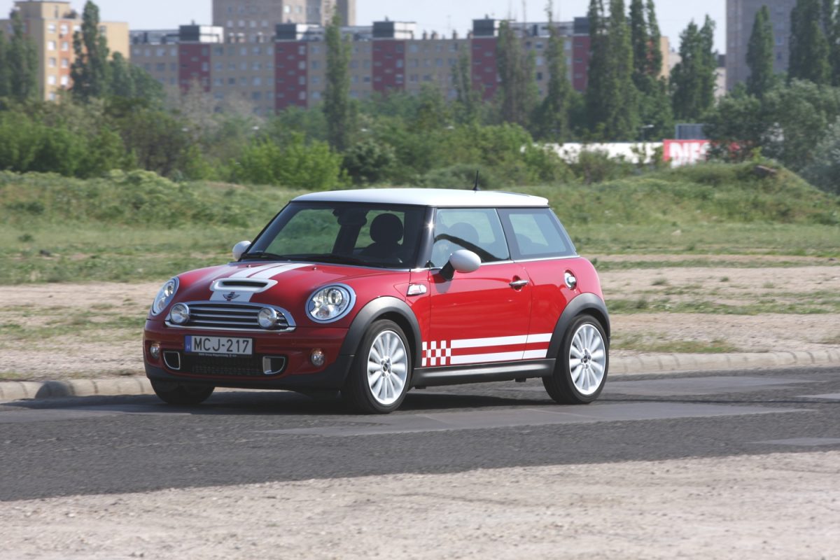 MINI COOPER