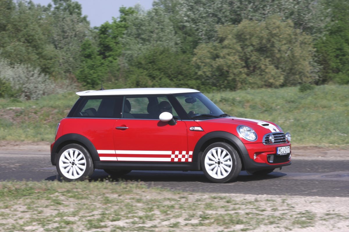 MINI COOPER
