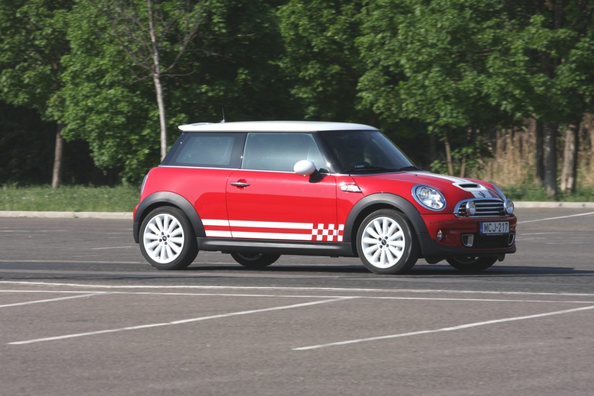 MINI COOPER