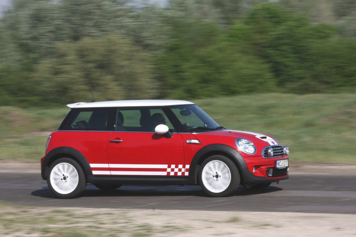 MINI COOPER