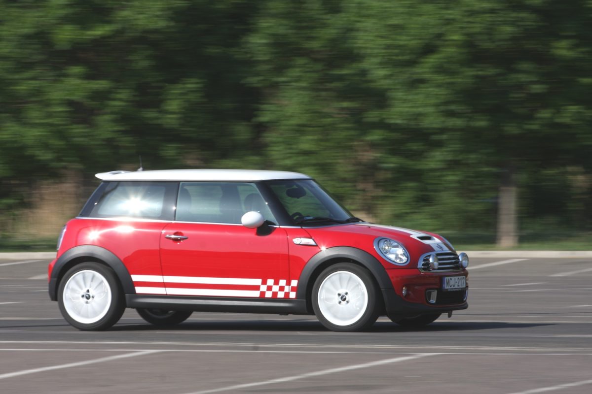 MINI COOPER