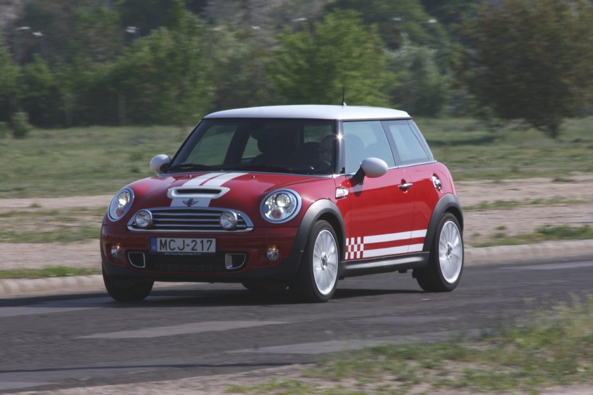 MINI COOPER