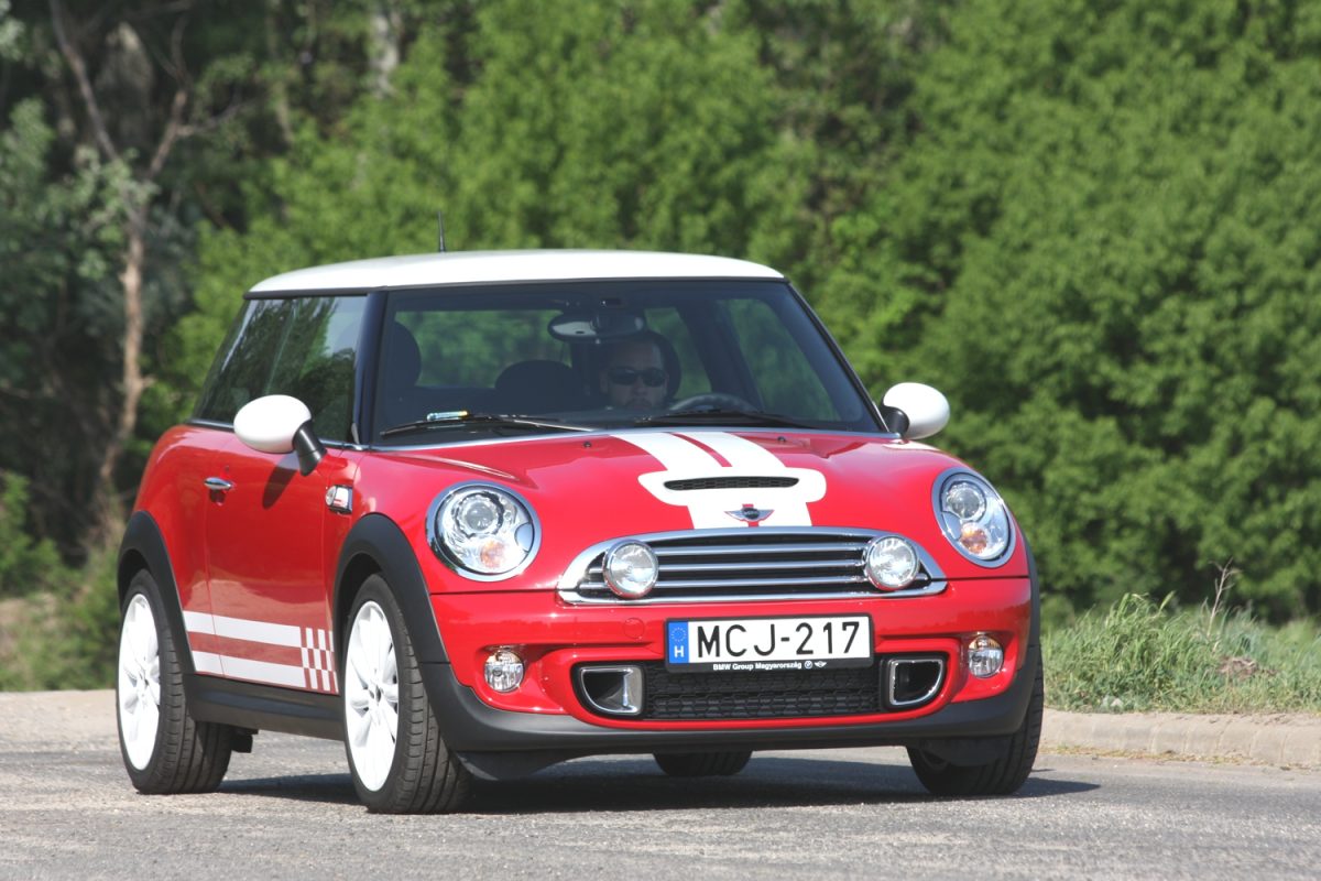 MINI COOPER
