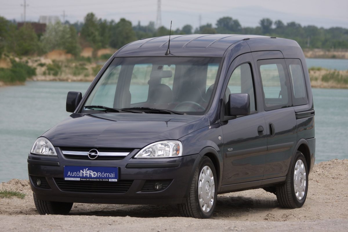 OPEL COMBO