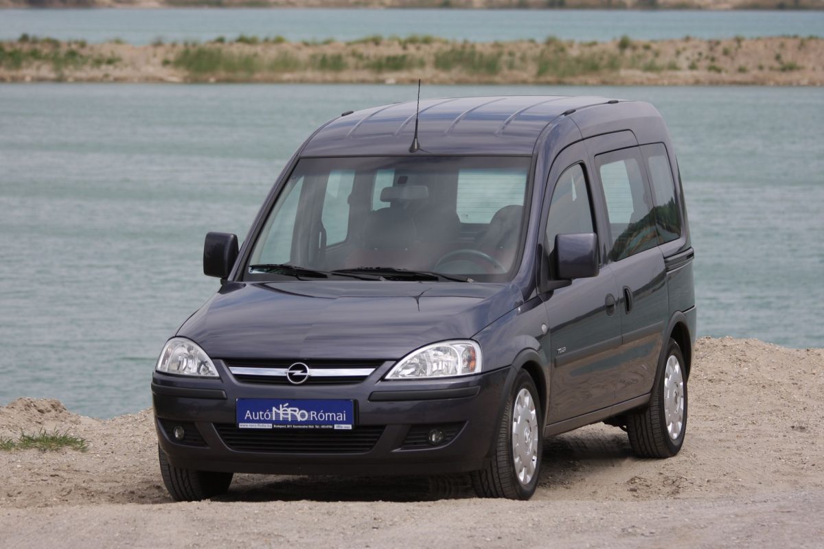 OPEL COMBO