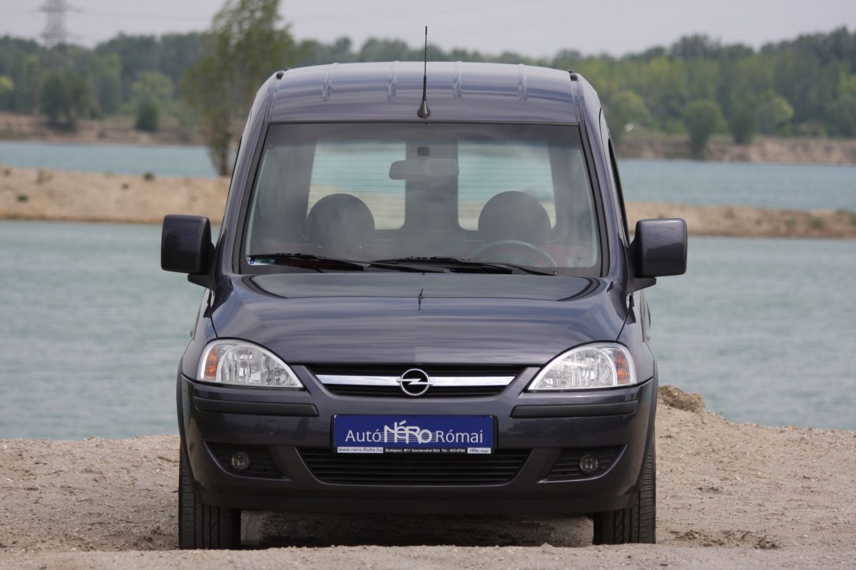 OPEL COMBO