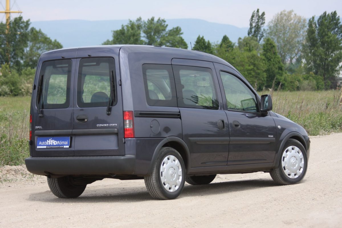 OPEL COMBO