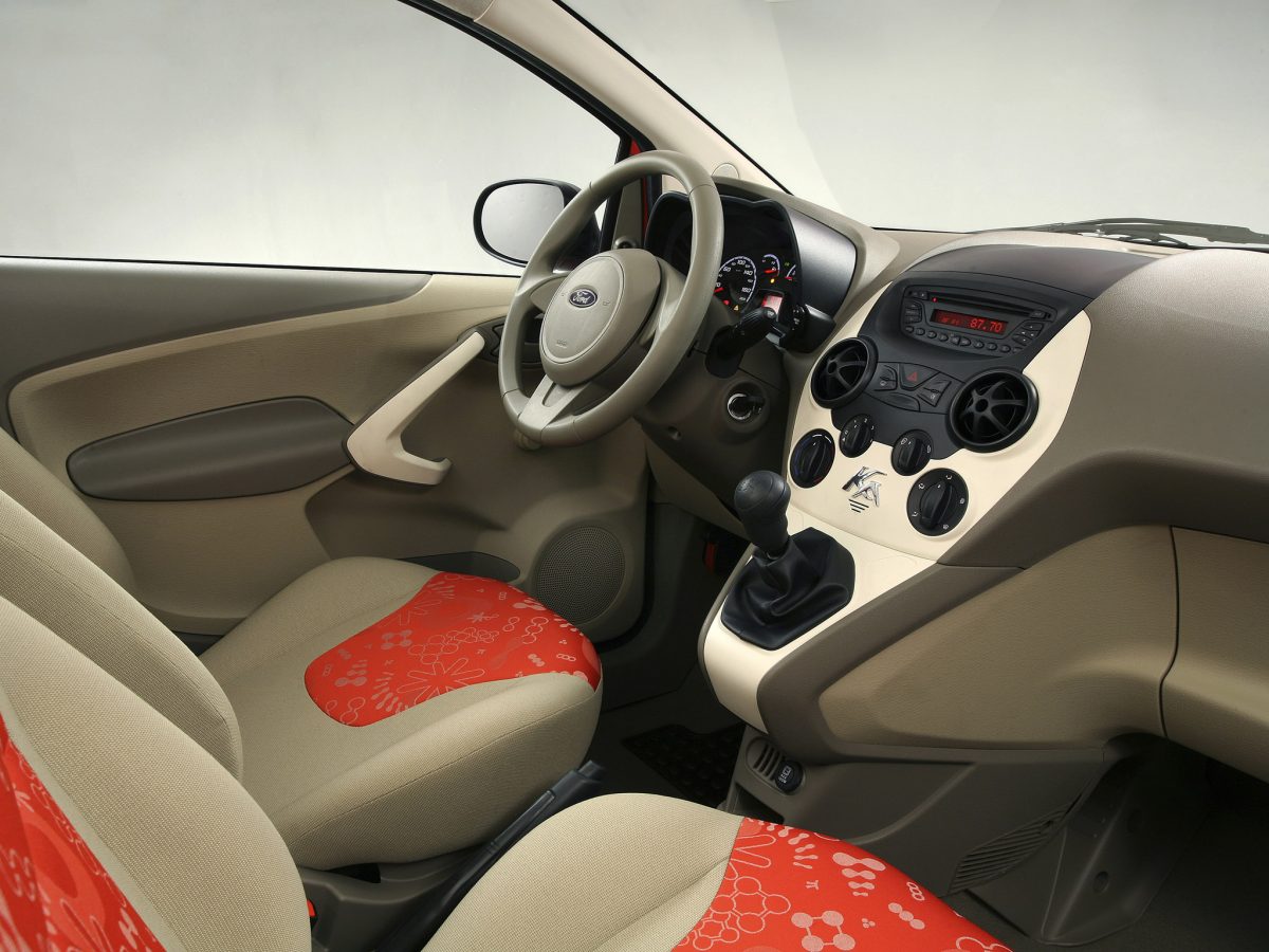 FORD KA