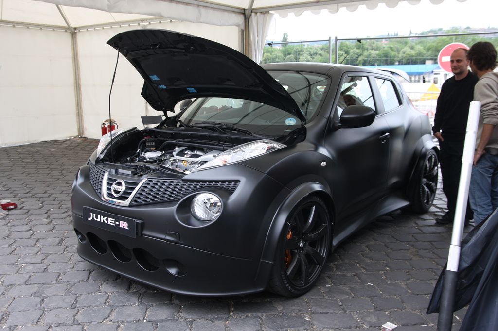 NISSAN JUKE