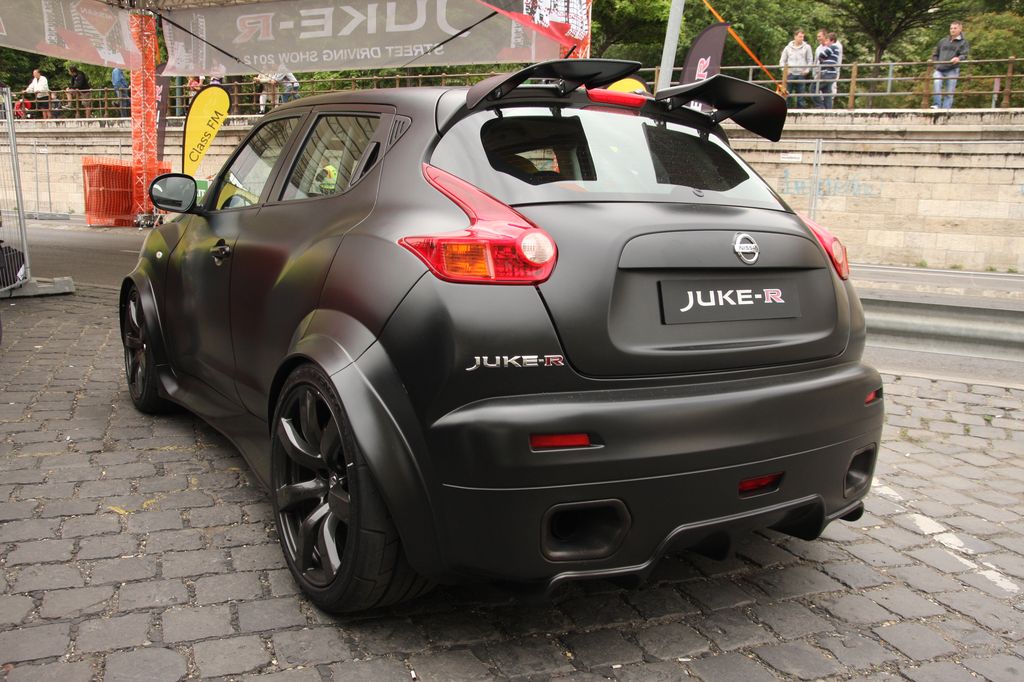 NISSAN JUKE