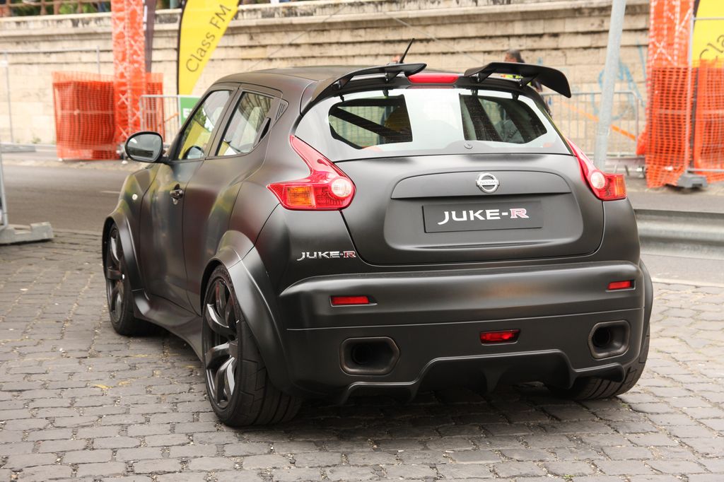 NISSAN JUKE