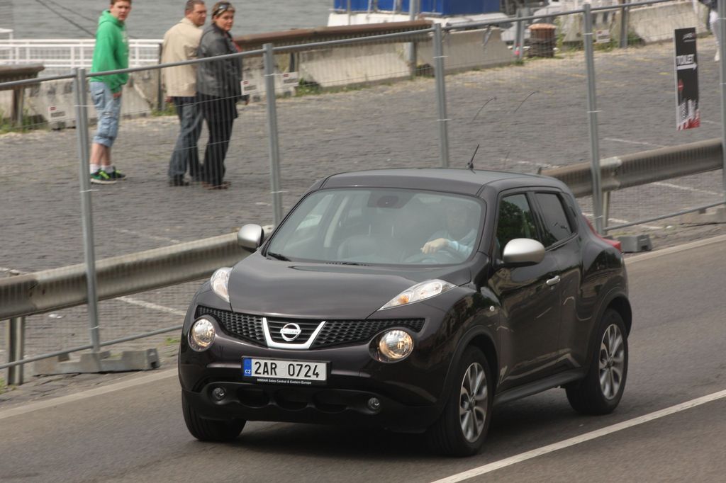 NISSAN JUKE