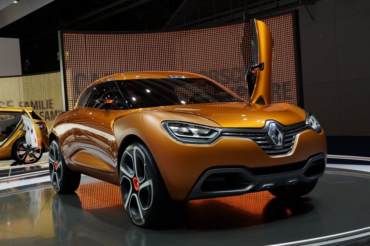 RENAULT