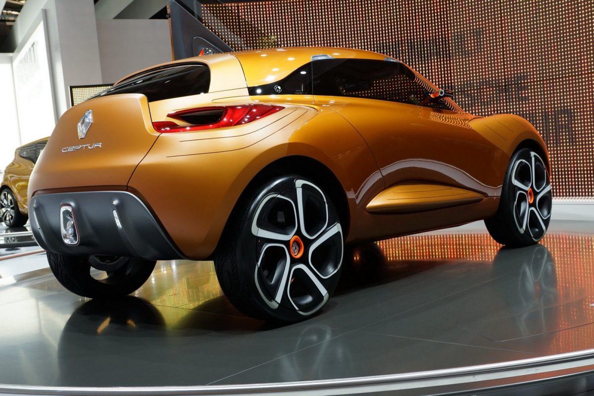 RENAULT