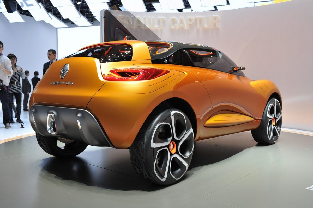 RENAULT