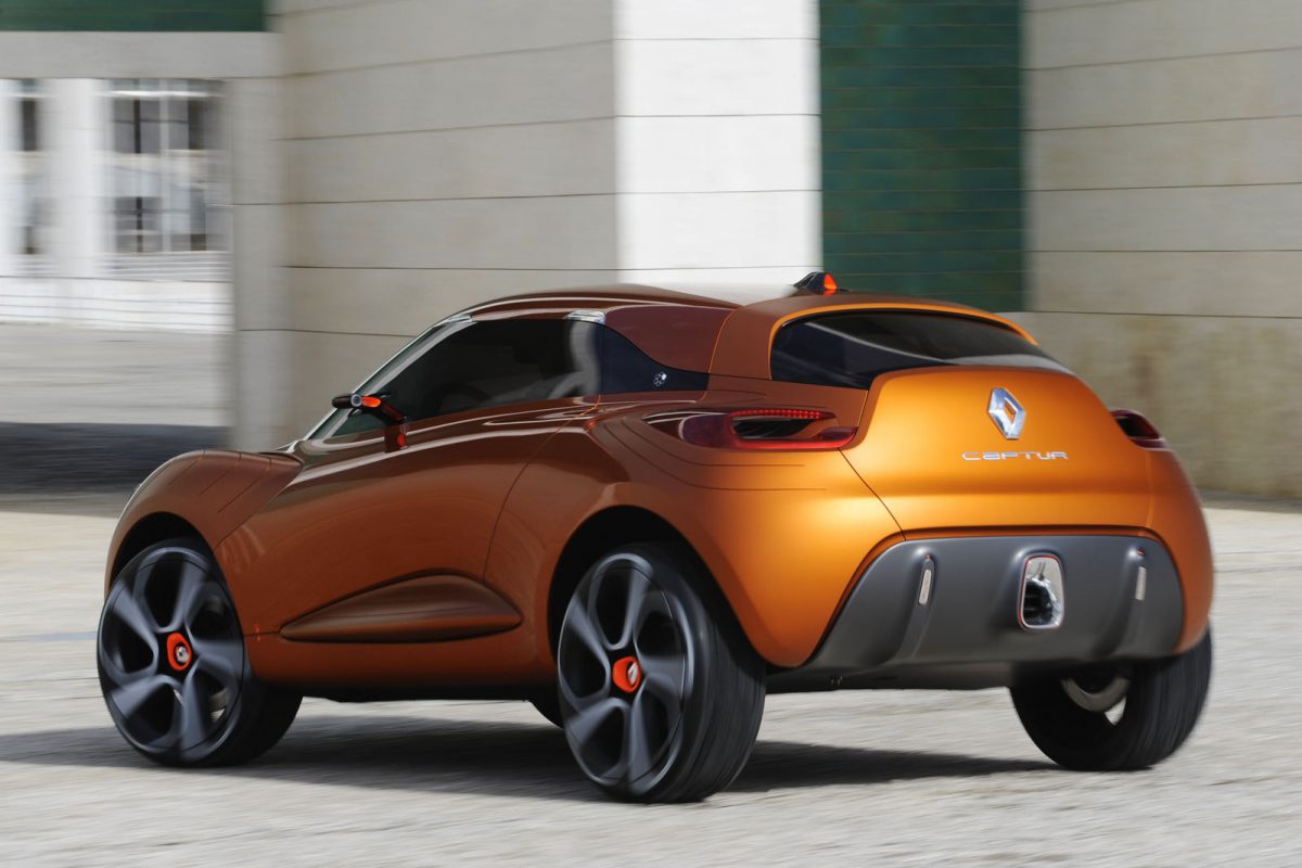 RENAULT