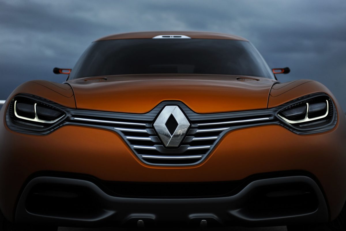 RENAULT
