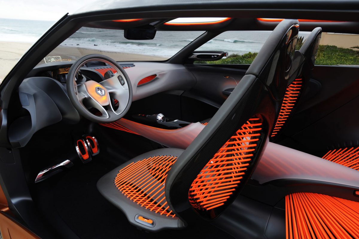 RENAULT