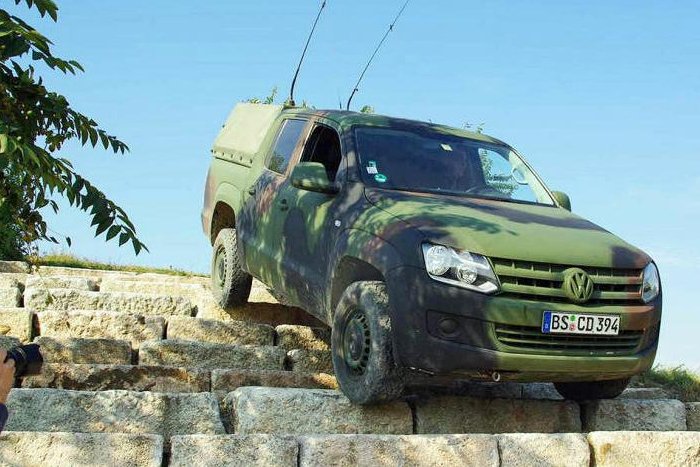 VOLKSWAGEN AMAROK