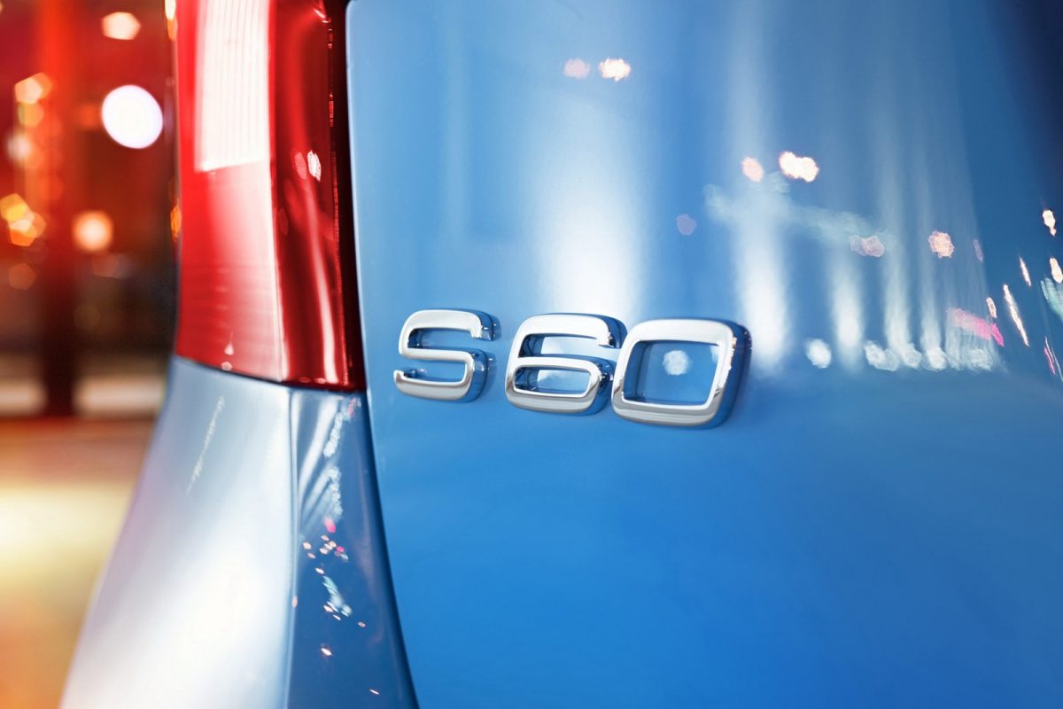 VOLVO S60