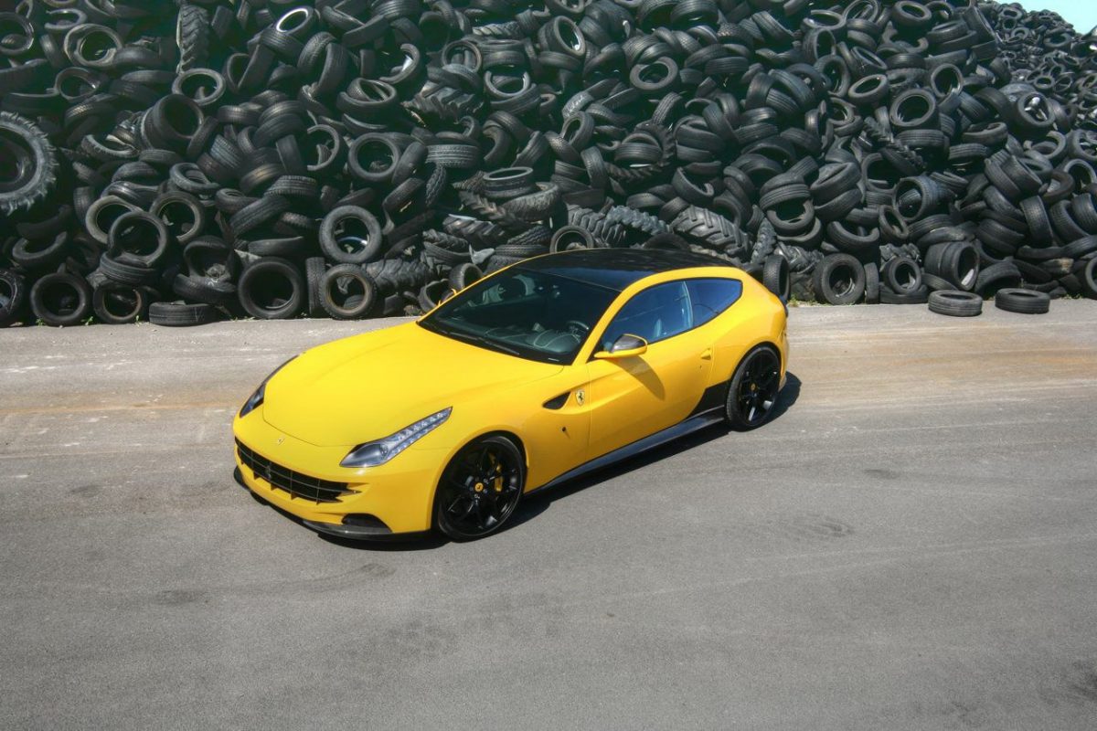 FERRARI FF