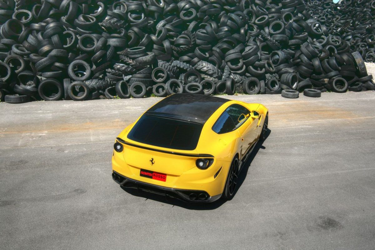 FERRARI FF