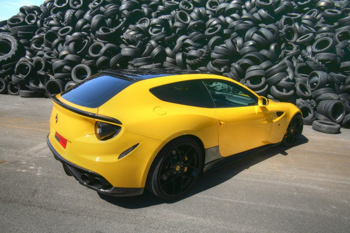 FERRARI FF