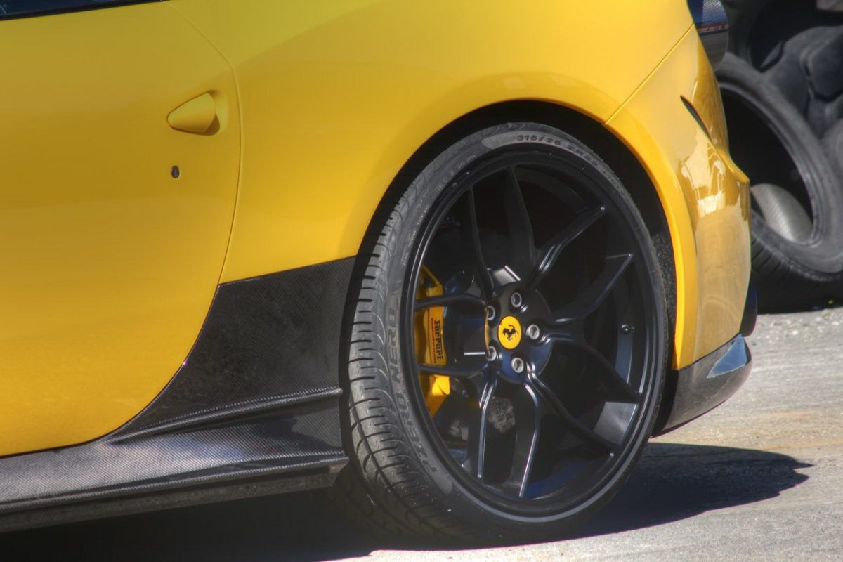 FERRARI FF