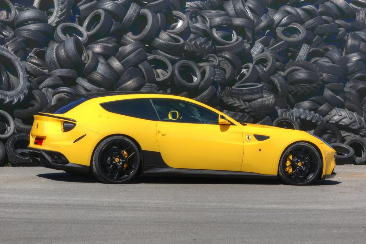 FERRARI FF