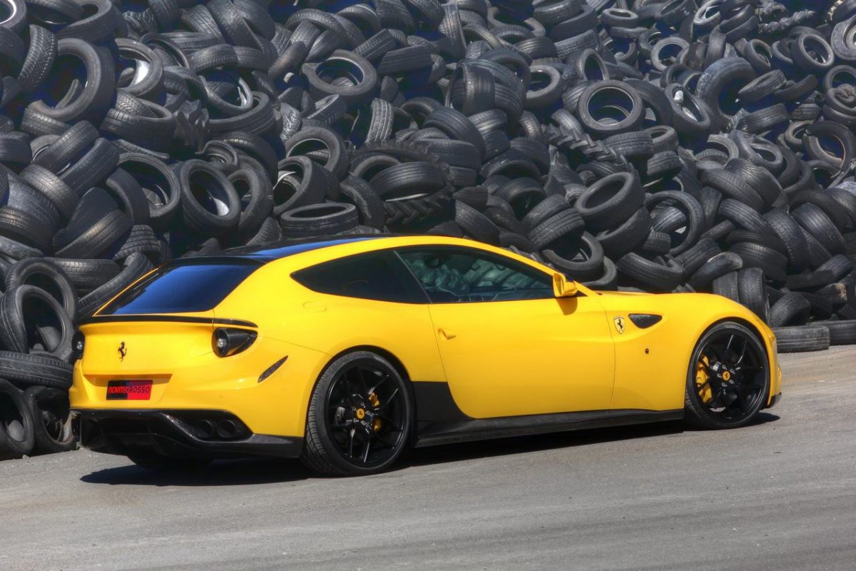 FERRARI FF