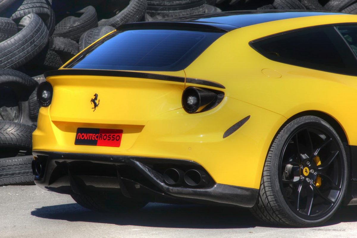 FERRARI FF