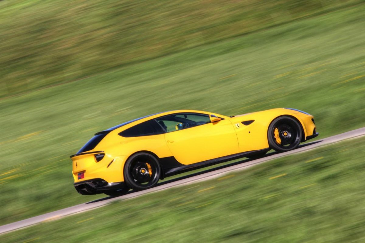 FERRARI FF