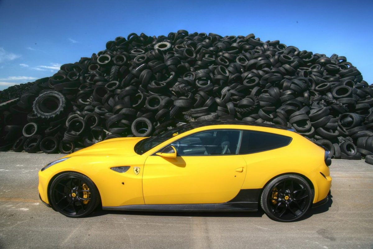 FERRARI FF