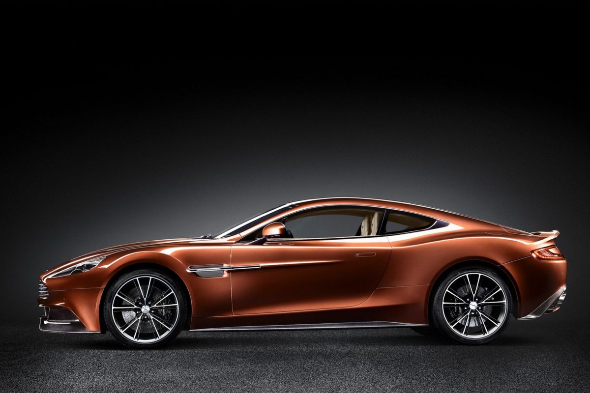 ASTON MARTIN VANQUISH