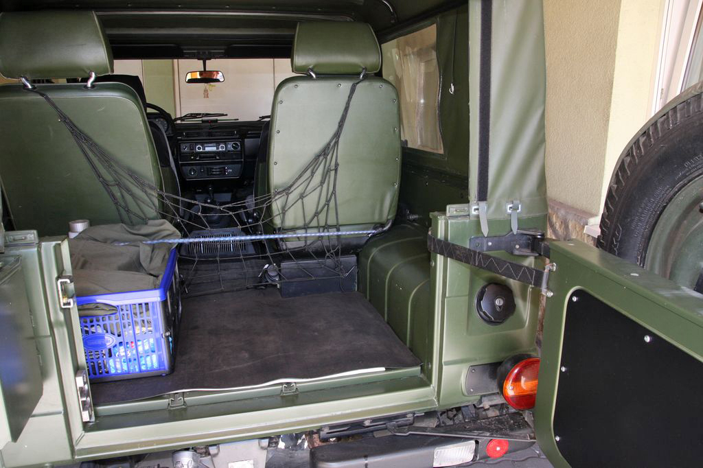 MERCEDES-BENZ G 250