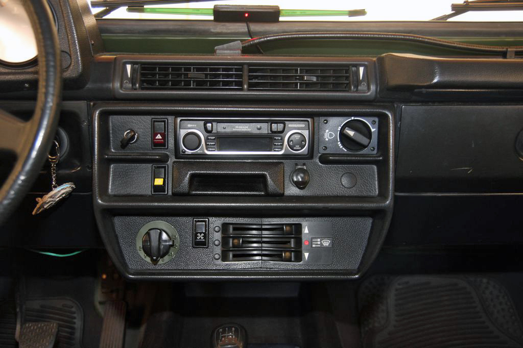 MERCEDES-BENZ G 250