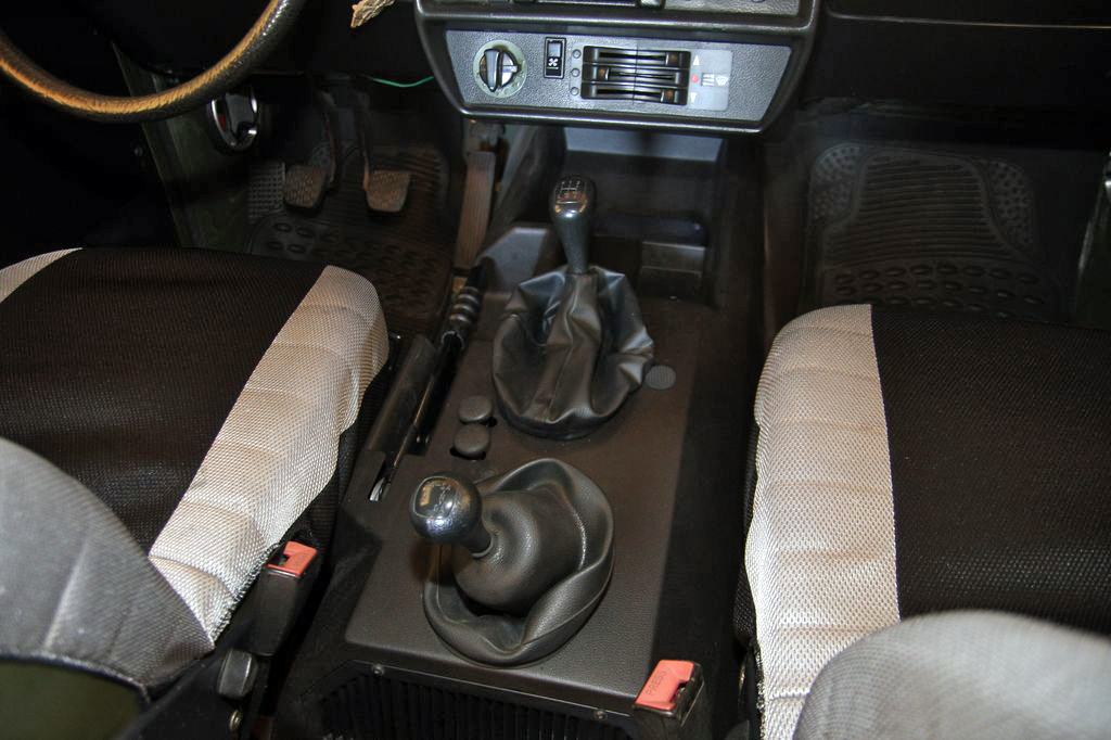 MERCEDES-BENZ G 250