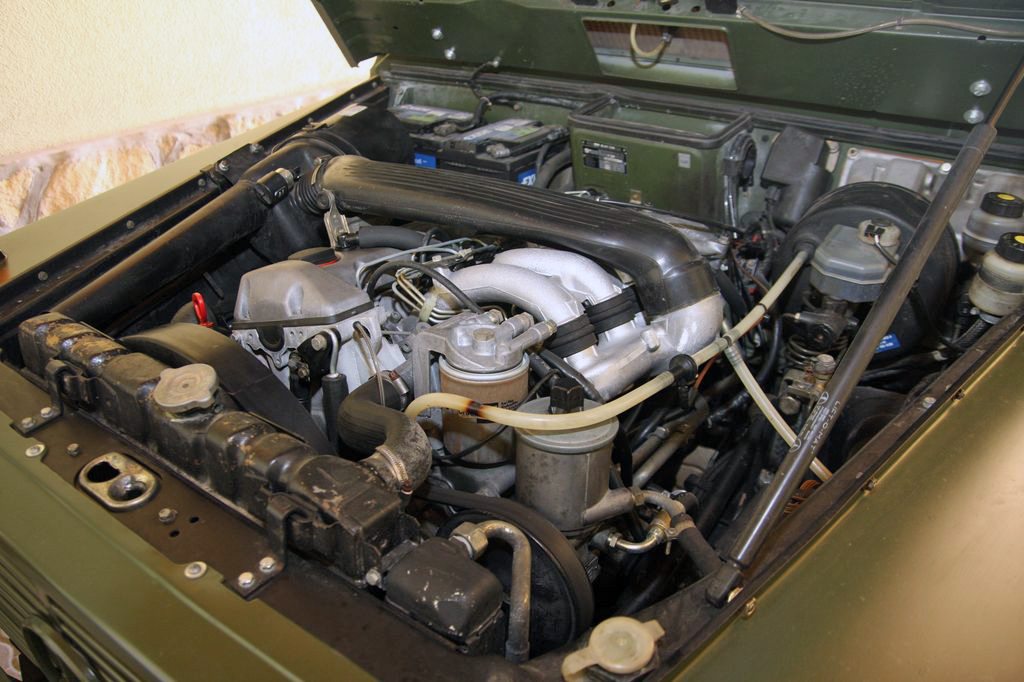 MERCEDES-BENZ G 250