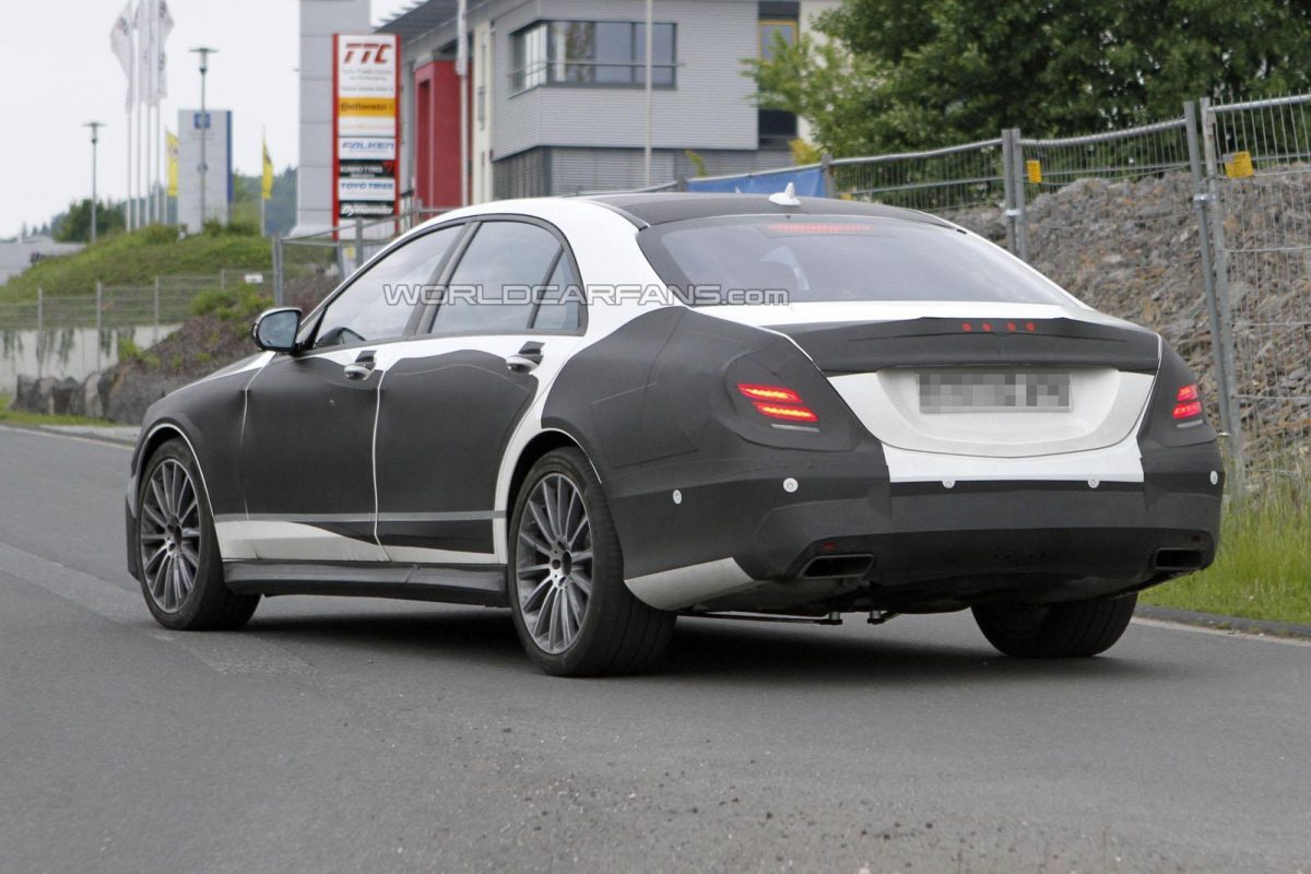 MERCEDES-BENZ S-OSZTÁLY