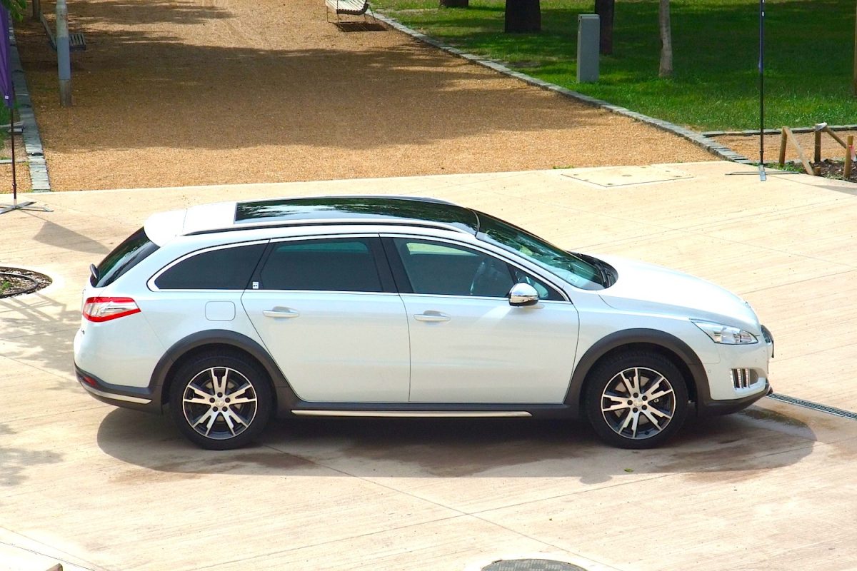 PEUGEOT 508