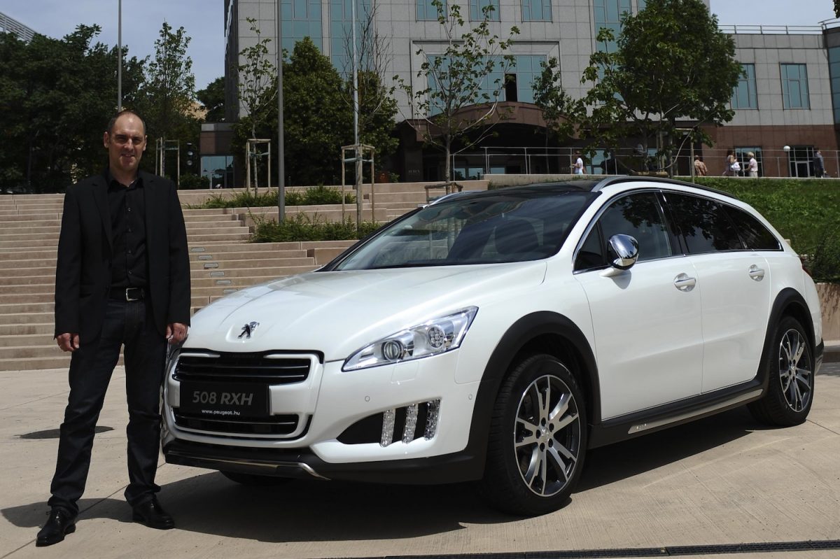 PEUGEOT 508