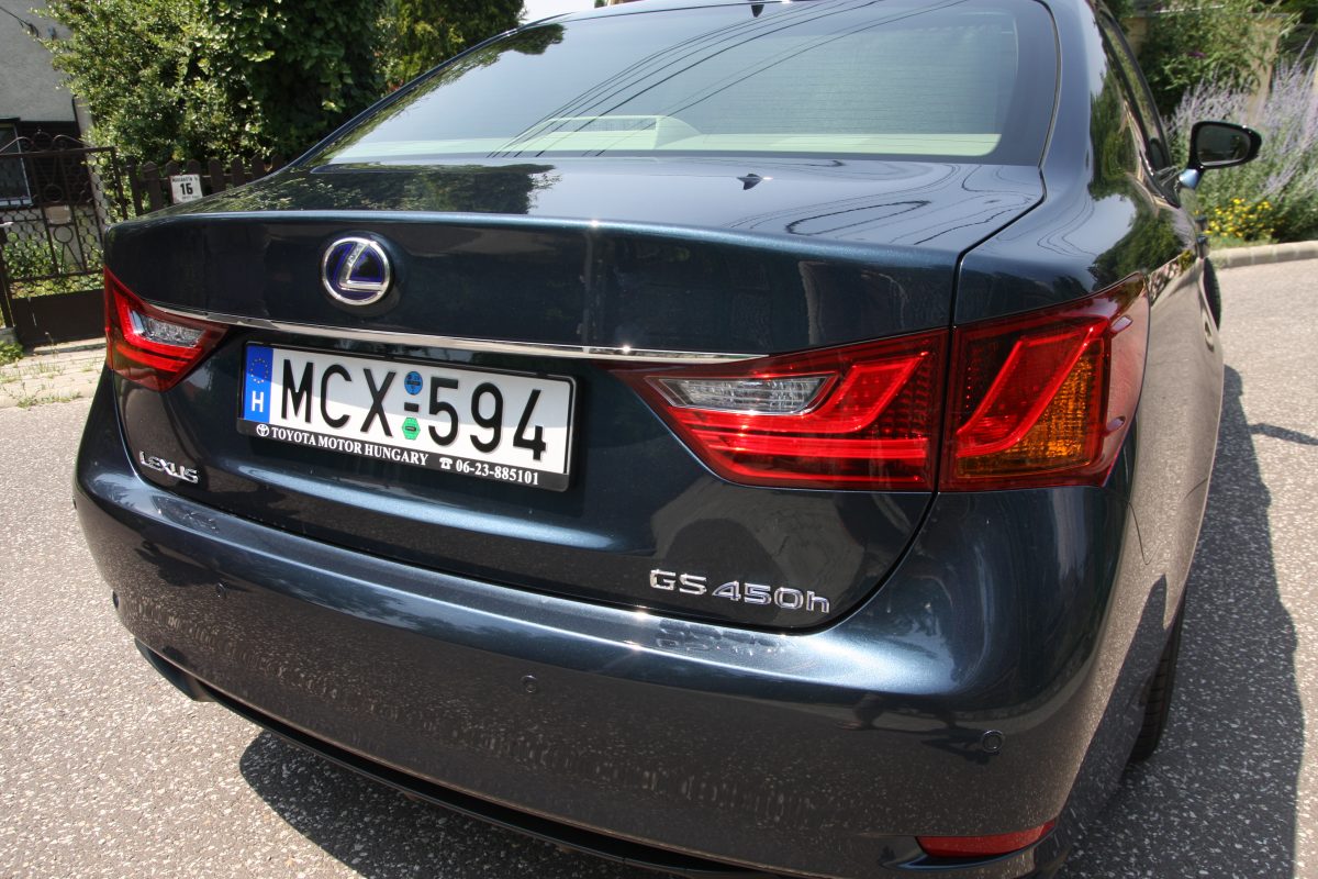 LEXUS GS
