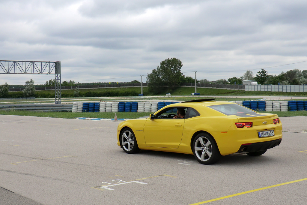 CHEVROLET CAMARO