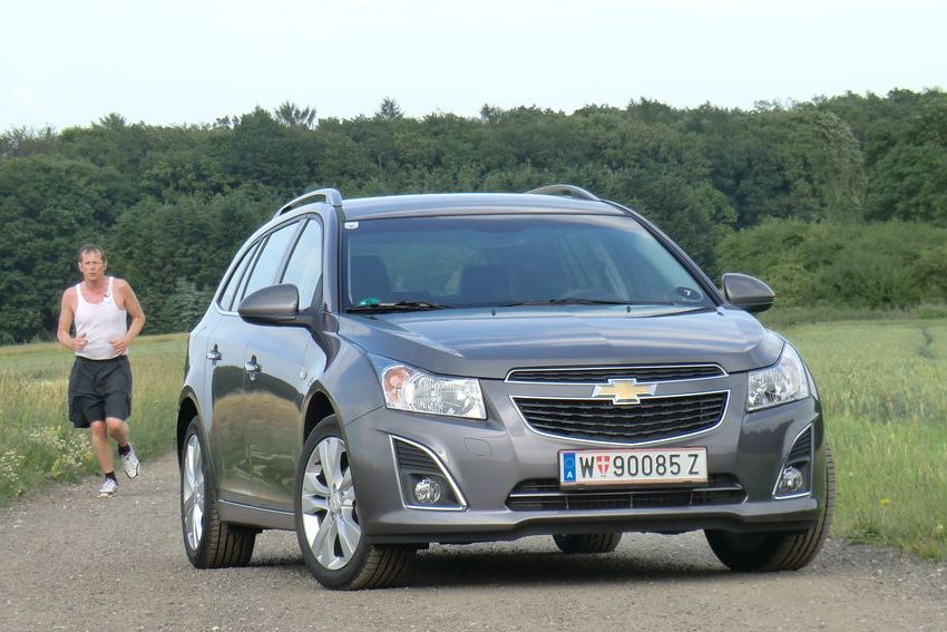CHEVROLET CRUZE